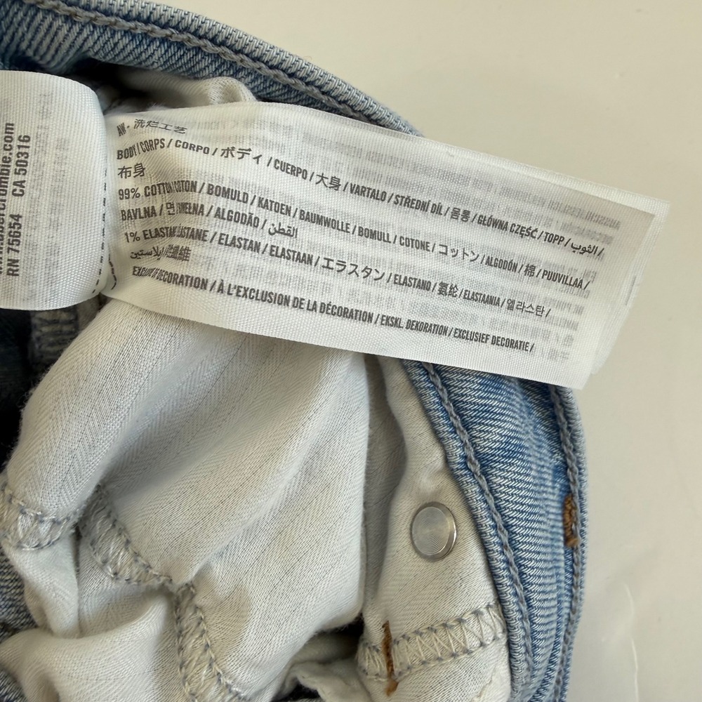 Abercrombie & Fitch Dad High Rise Jeans Curve Love 28 6 Light Wash Criss Cross - Picture 9 of 13